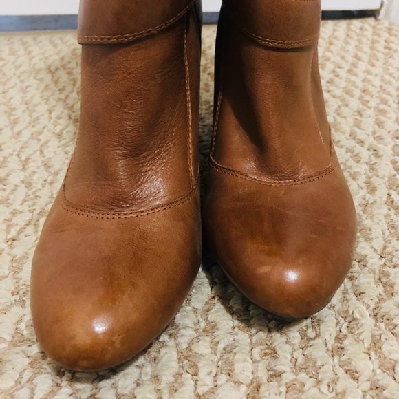 Aldo women’s boots - Picture 3 of 7